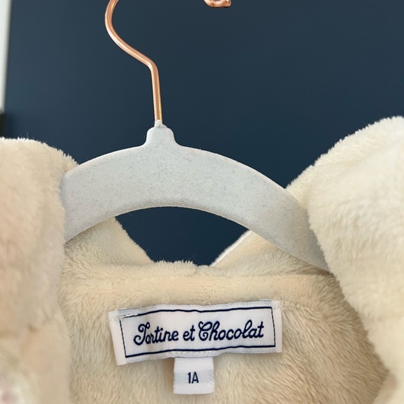 Never worn, not once. Dreamy soft! - Picture 3 of 3